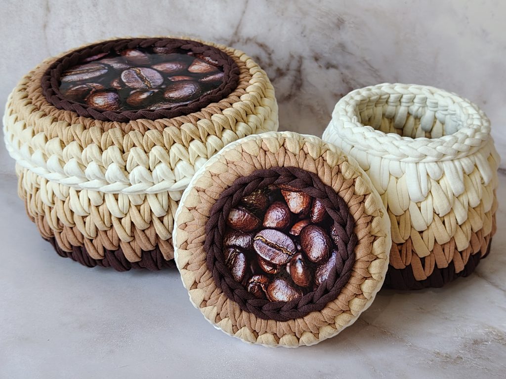 Набор шкатулок из трикотажной пряжи «Кофе»