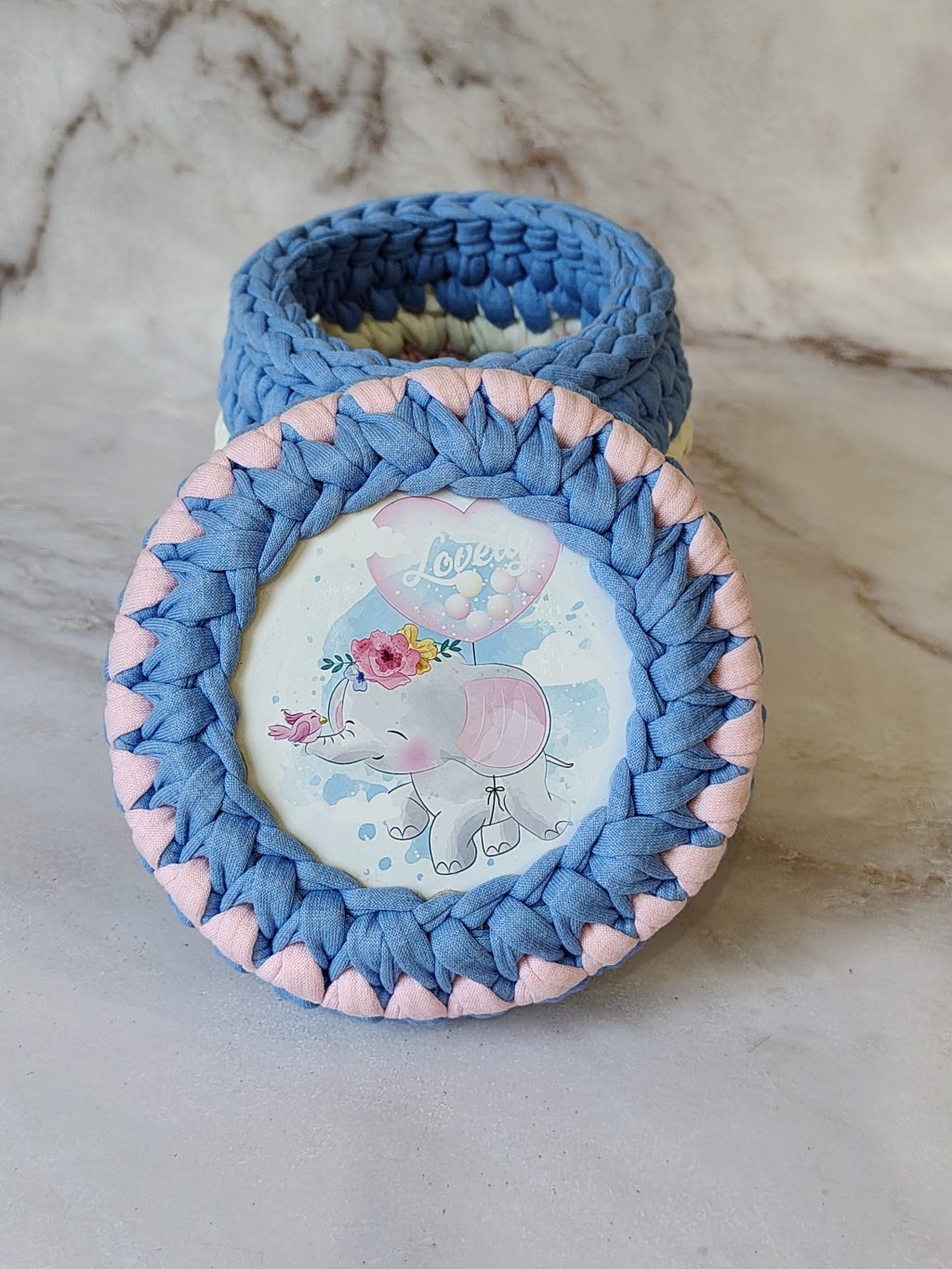 Шкатулка из трикотажной пряжи «Слоник»