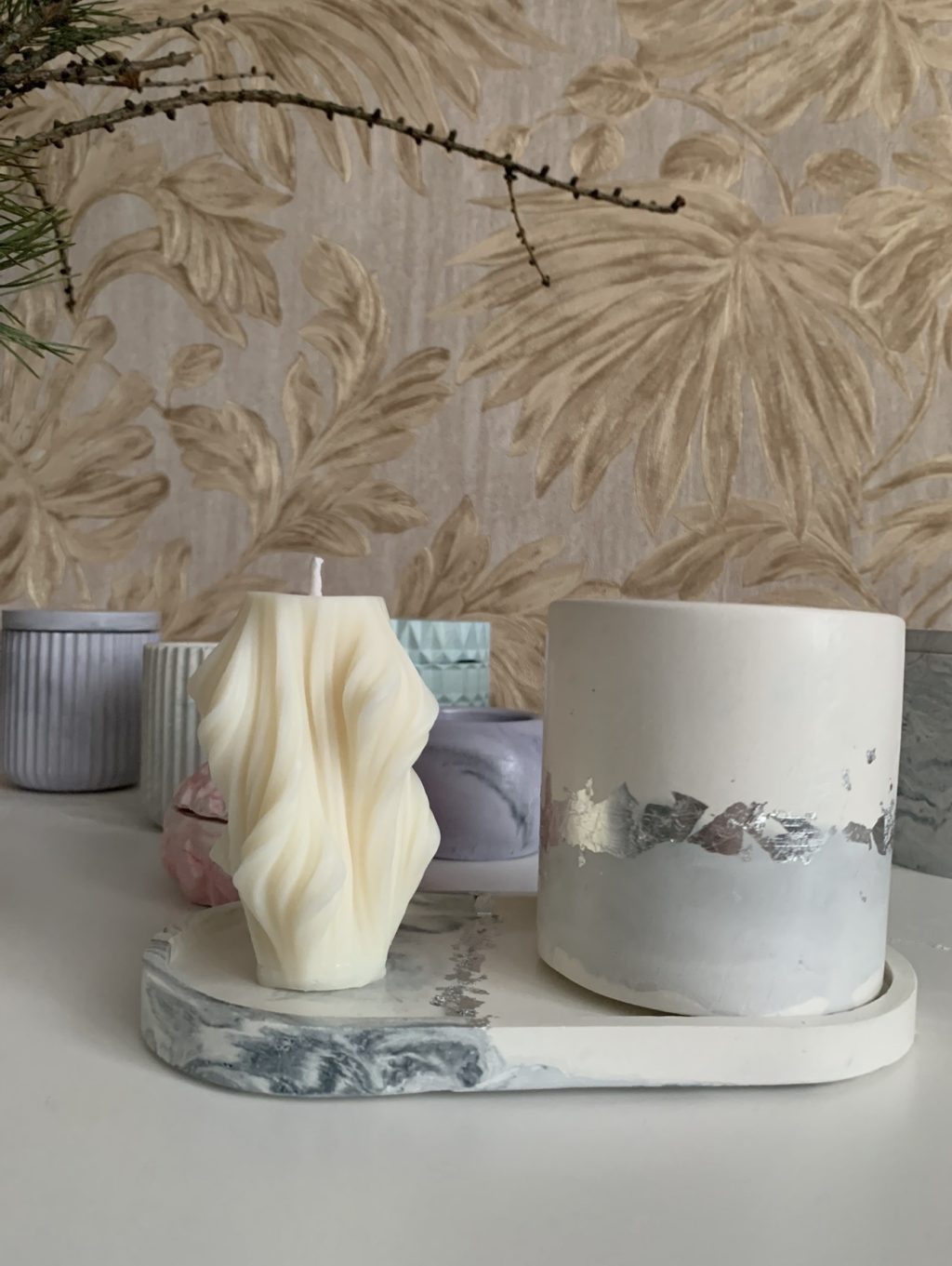 Свеча из натурального воска