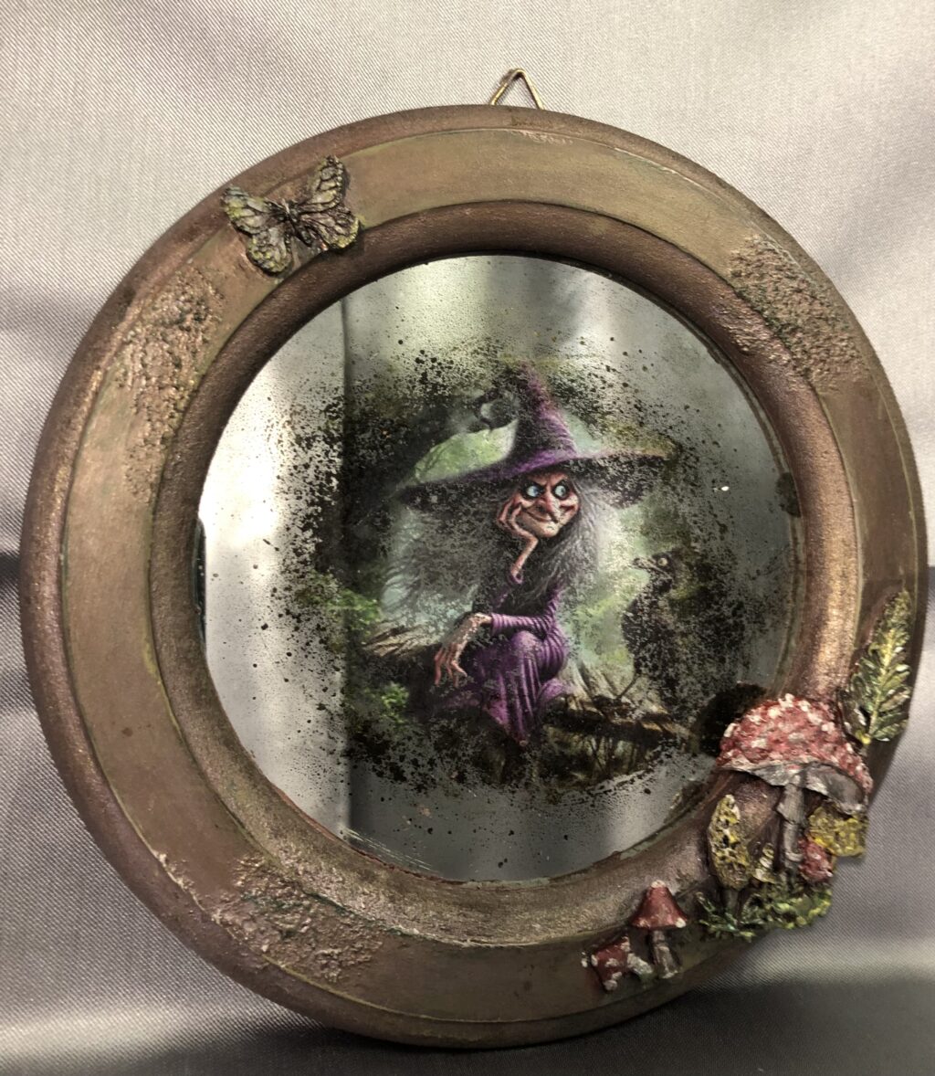 Зеркальная картина «Ведьма»