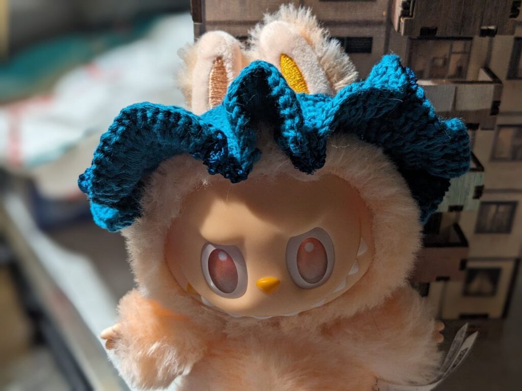 Шляпа для Labubu