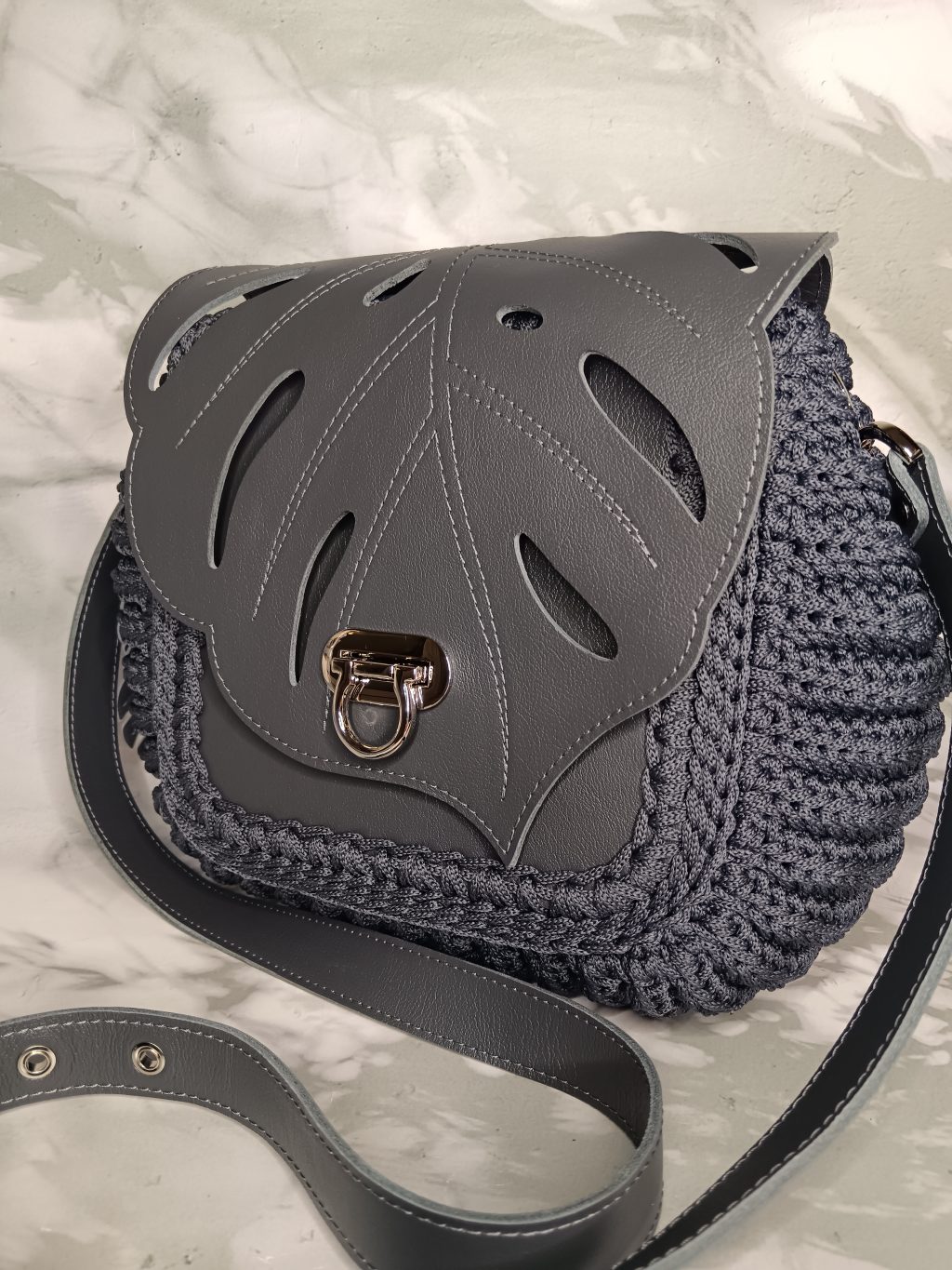 Сумочка «Монстера»