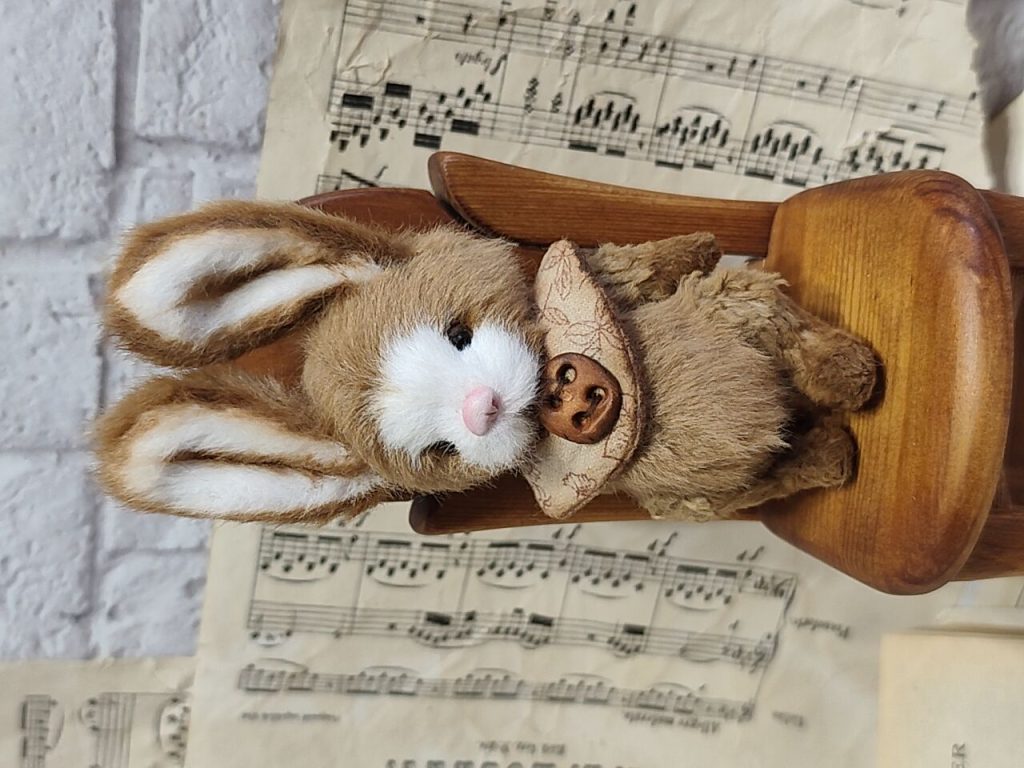 Миниатюрный зайчонок тедди