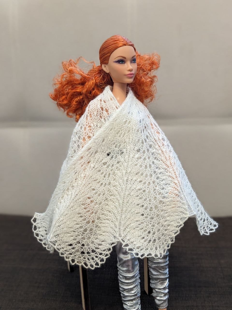 Шаль для куклы
