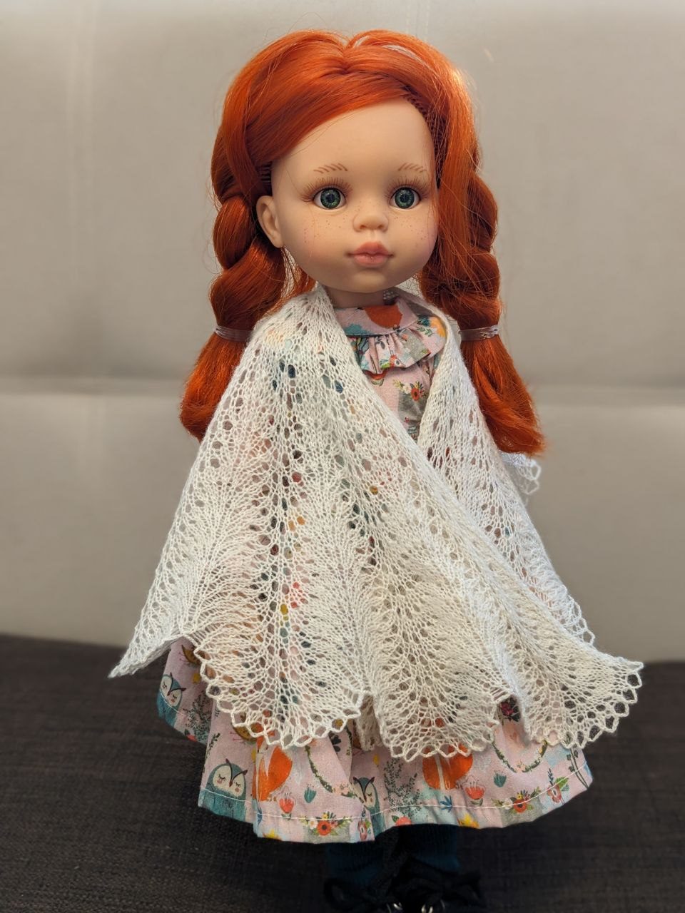 Шаль для куклы