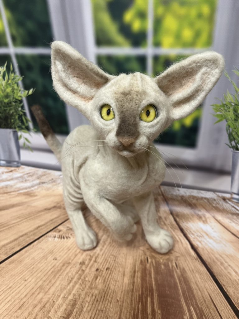 Сфинкс. Интерьерная игрушка из шерсти