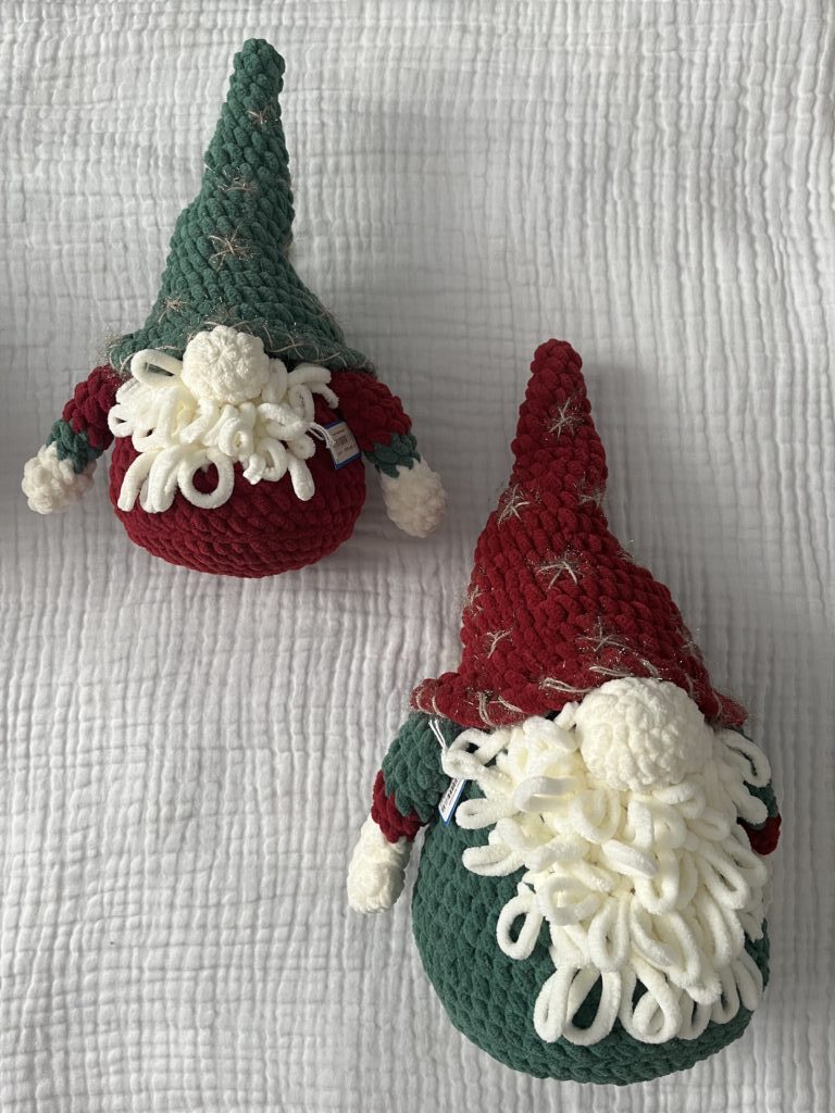 Гномы вязанные