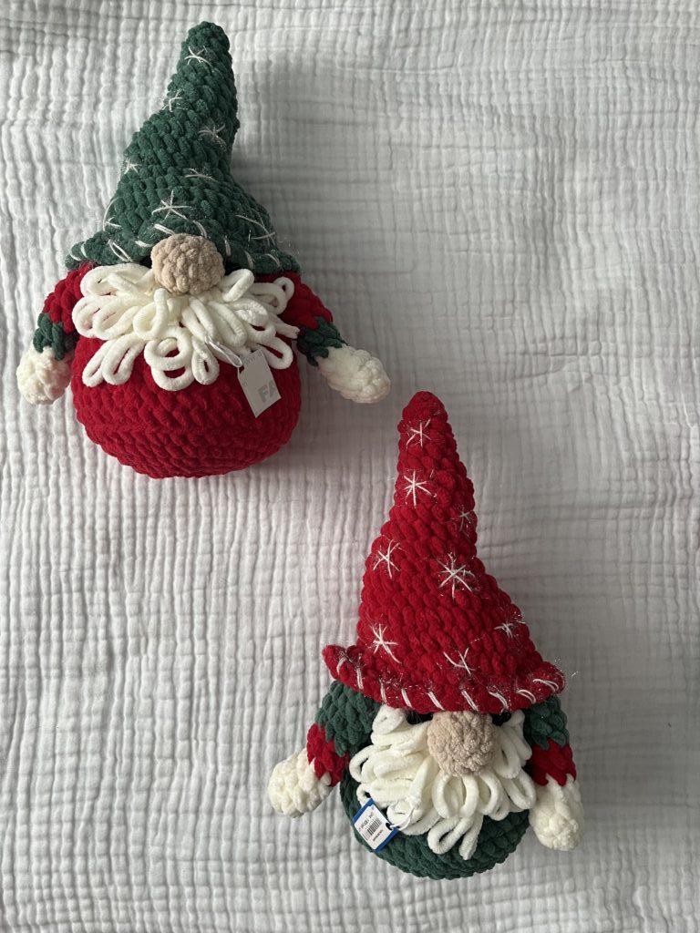 Гномы вязанные