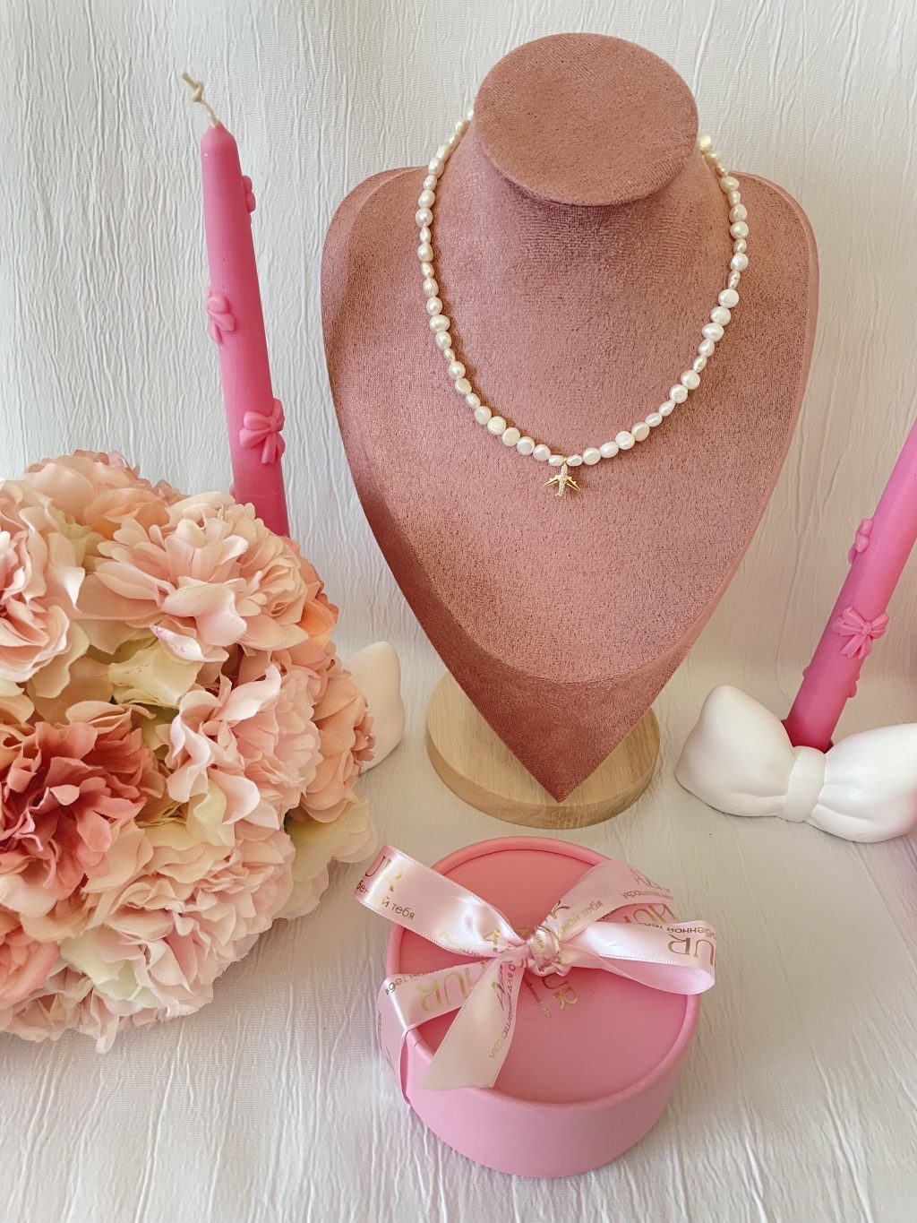 Колье из натурального жемчуга с подвеской