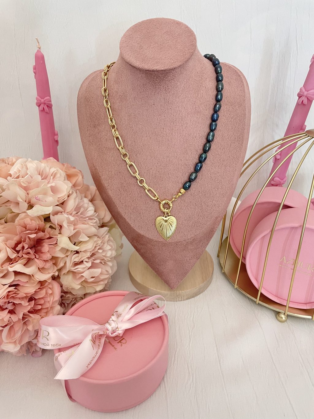 Колье из натурального черного жемчуга с кулоном