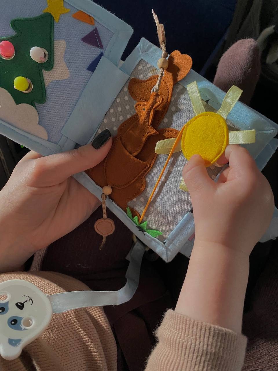 Книга из фетра