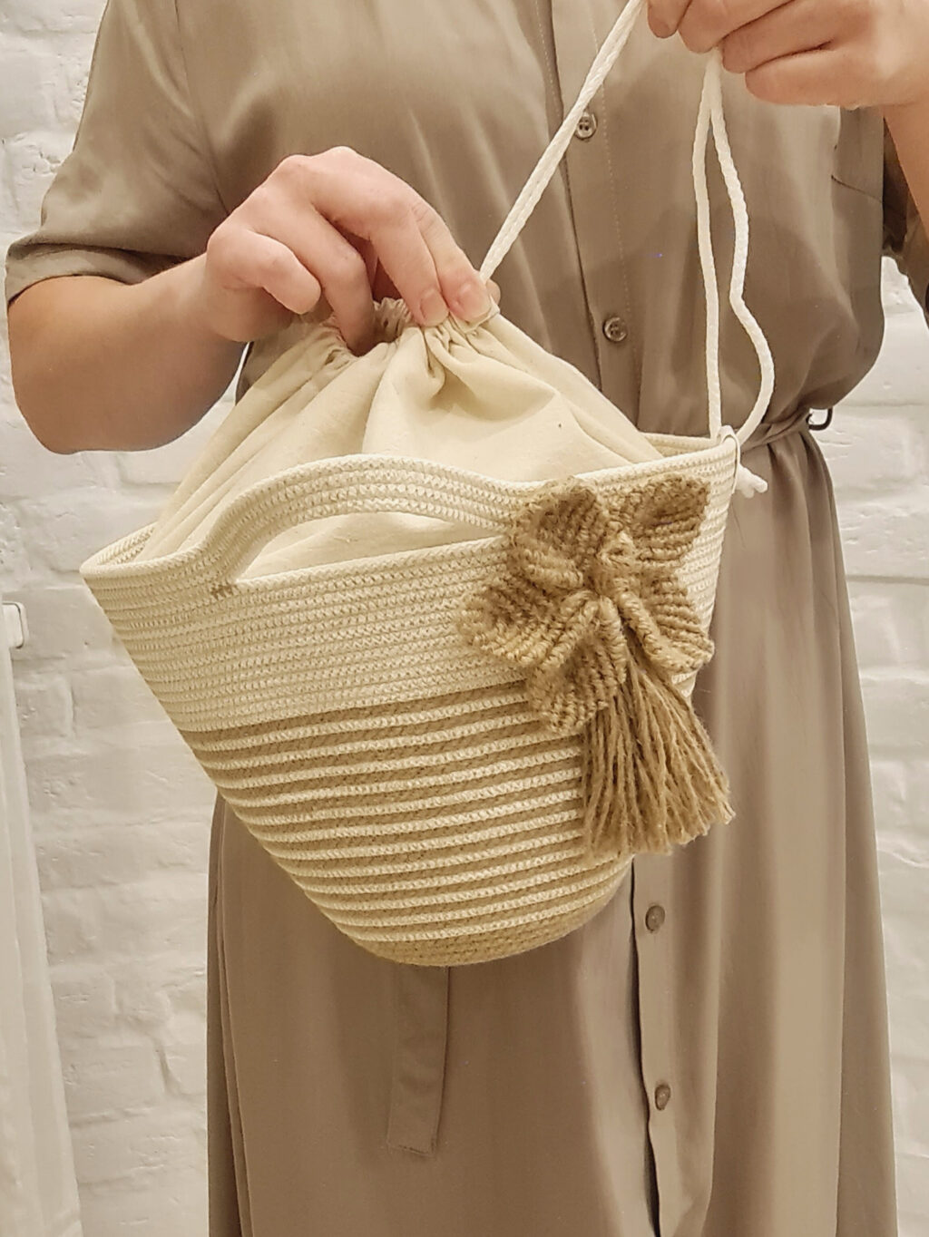 Сумка женская из джута и хлопкового шнура