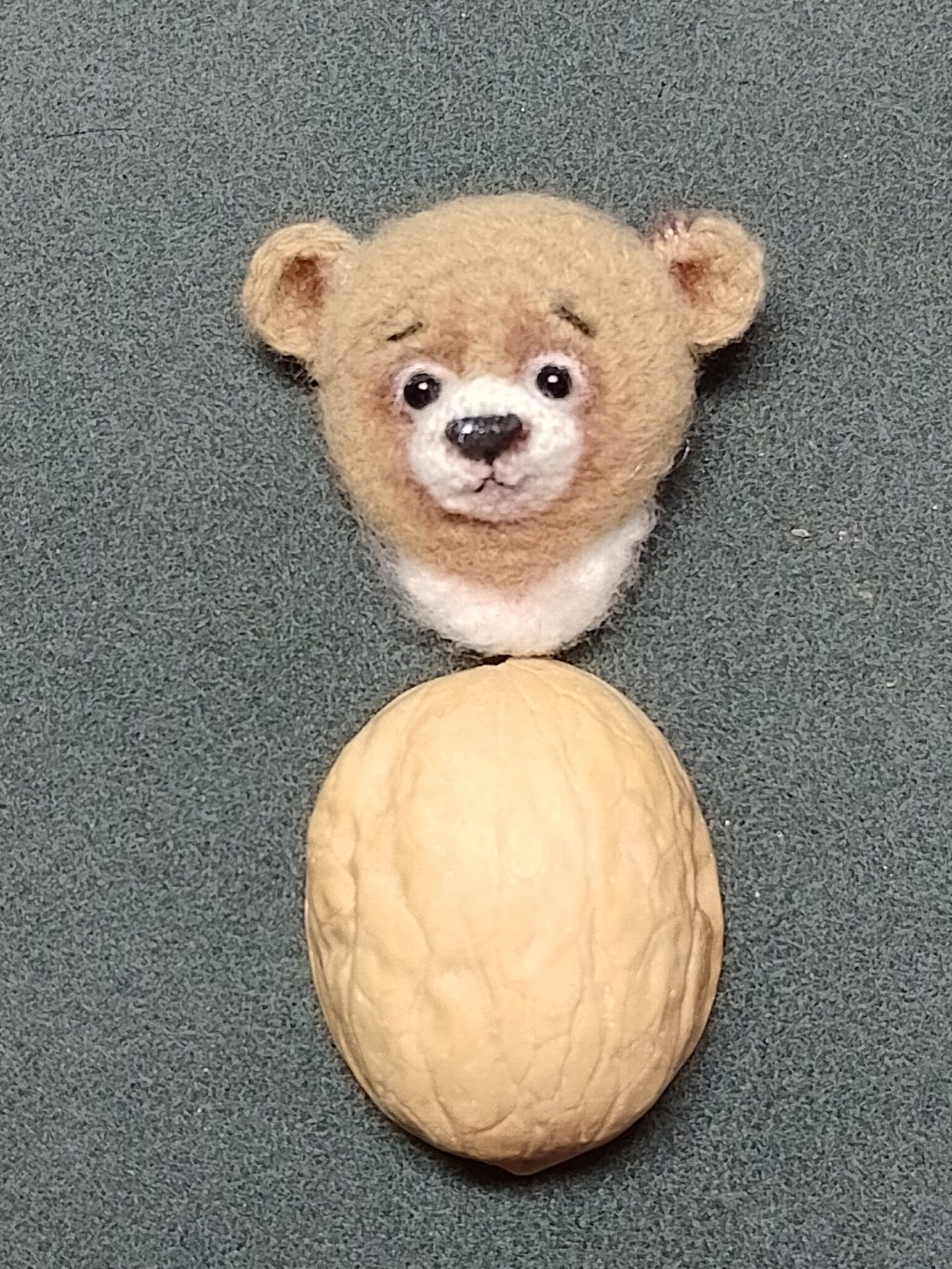 брошь «Мишка»