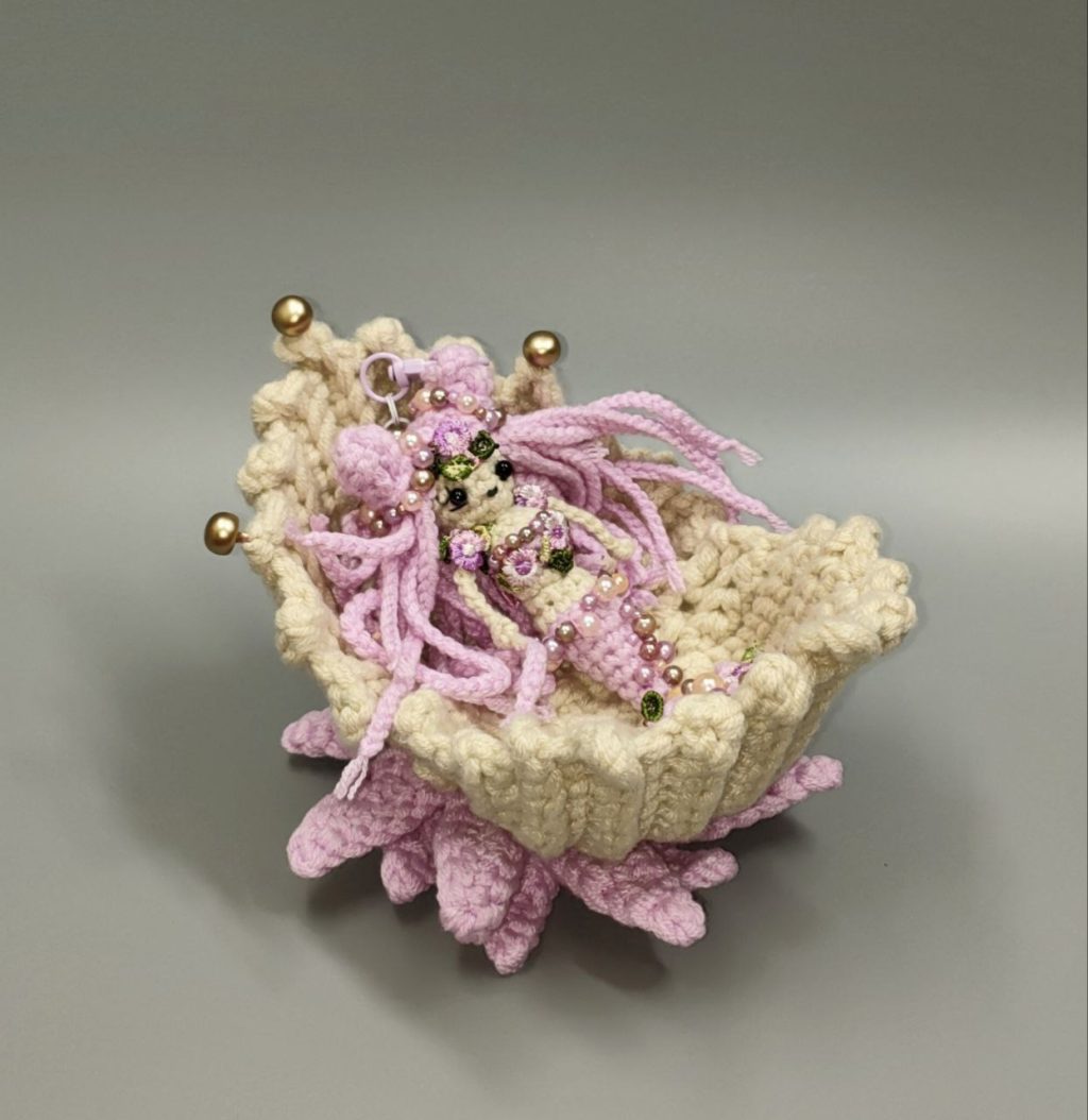 Русалка в ракушке