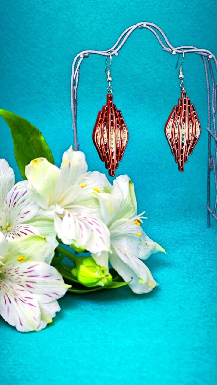 Серьги квиллинг-графика.