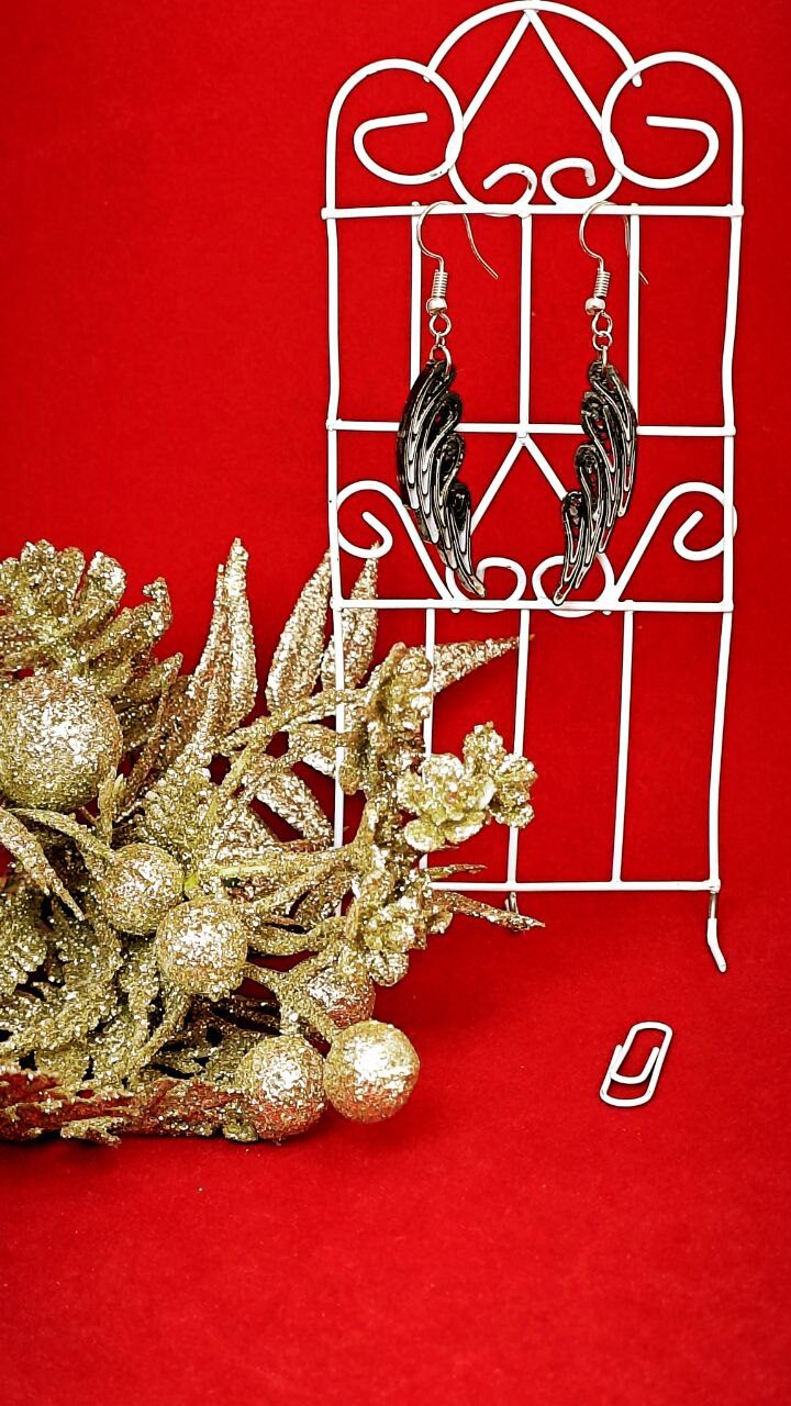 Маленькие серьги квиллинг-графика «Крылья»