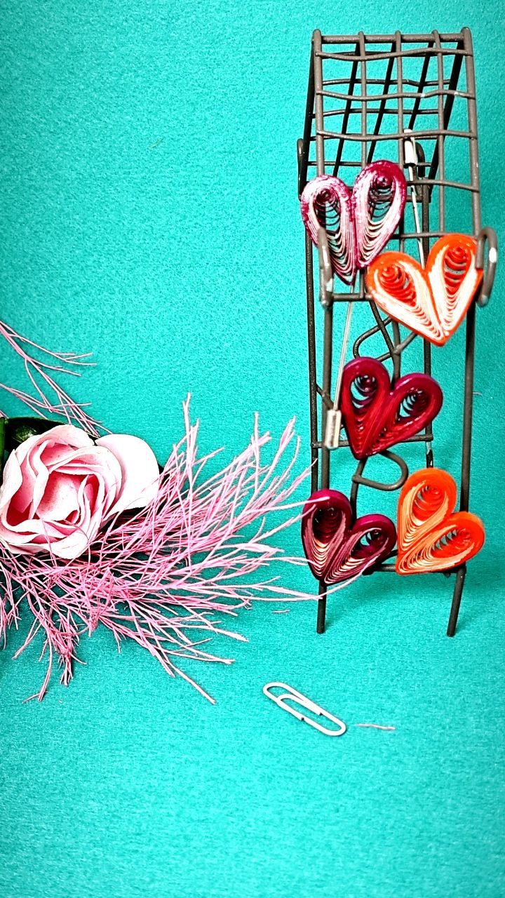 Брошки квиллинг-графика «ВАЛЕНТИНКИ»