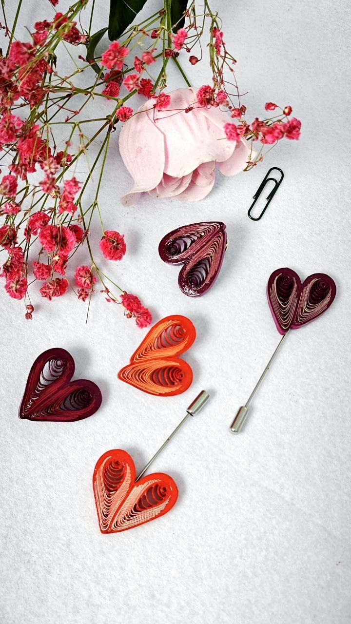 Брошки квиллинг-графика «ВАЛЕНТИНКИ»