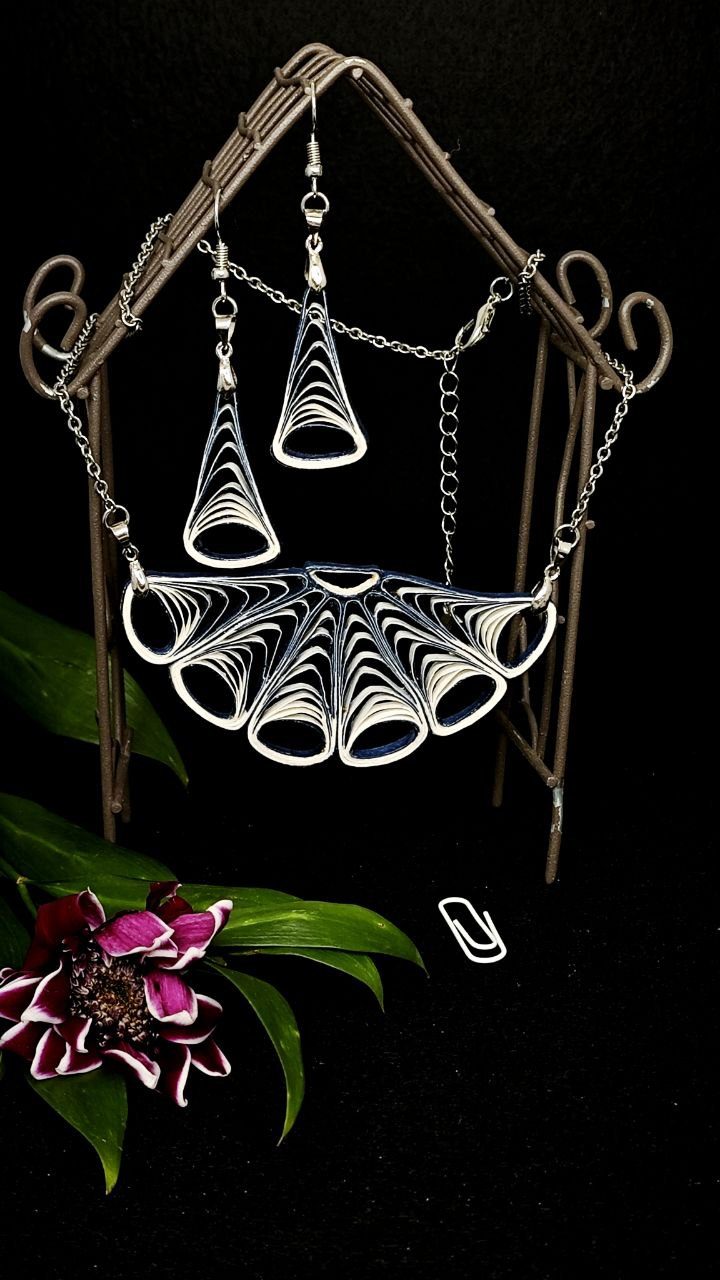 Комплект квиллинг-графика.