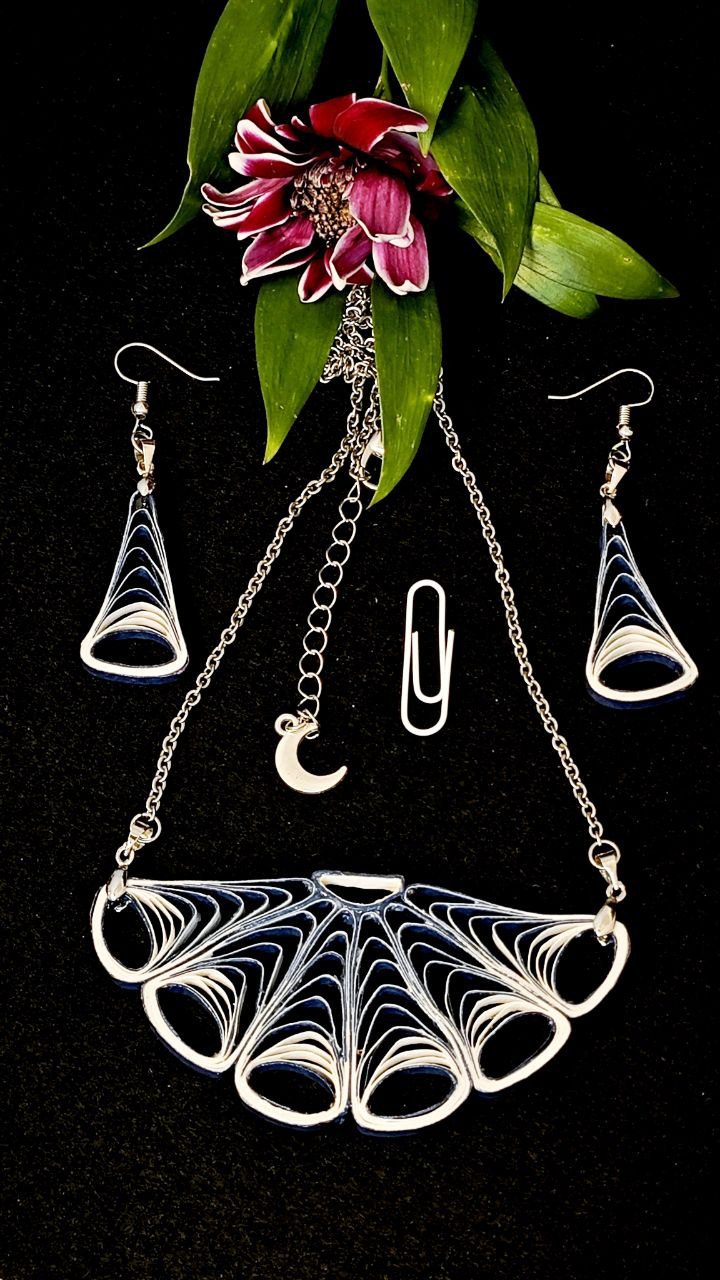 Комплект квиллинг-графика.