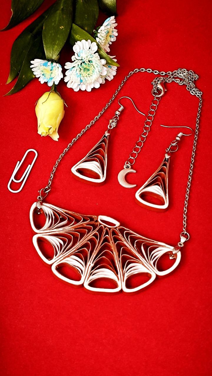 Комплект квиллинг-графика.