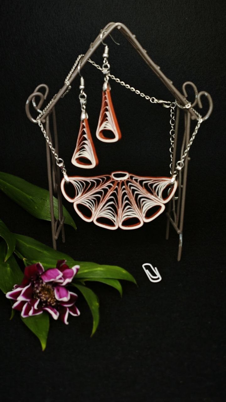 Комплект квиллинг-графика.