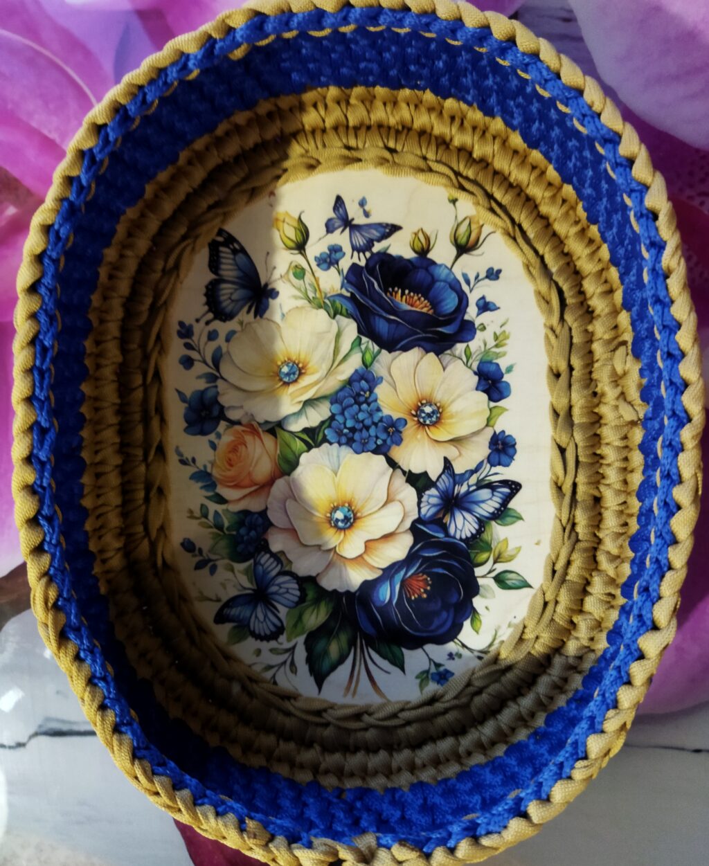 Корзинка вязаная без крышки