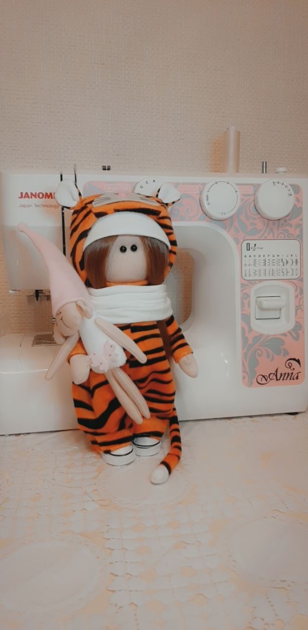 Кукла интерьерная текстильная