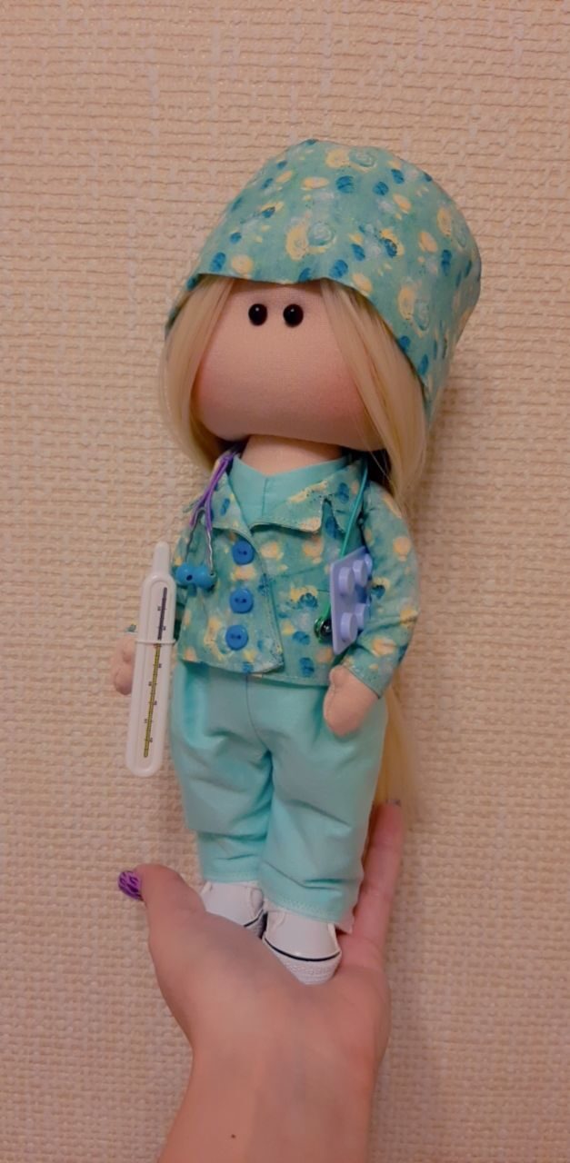 Кукла интерьерная текстильная