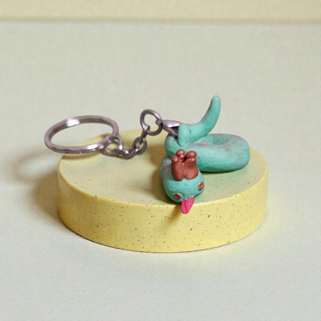 Брелок символ года змея