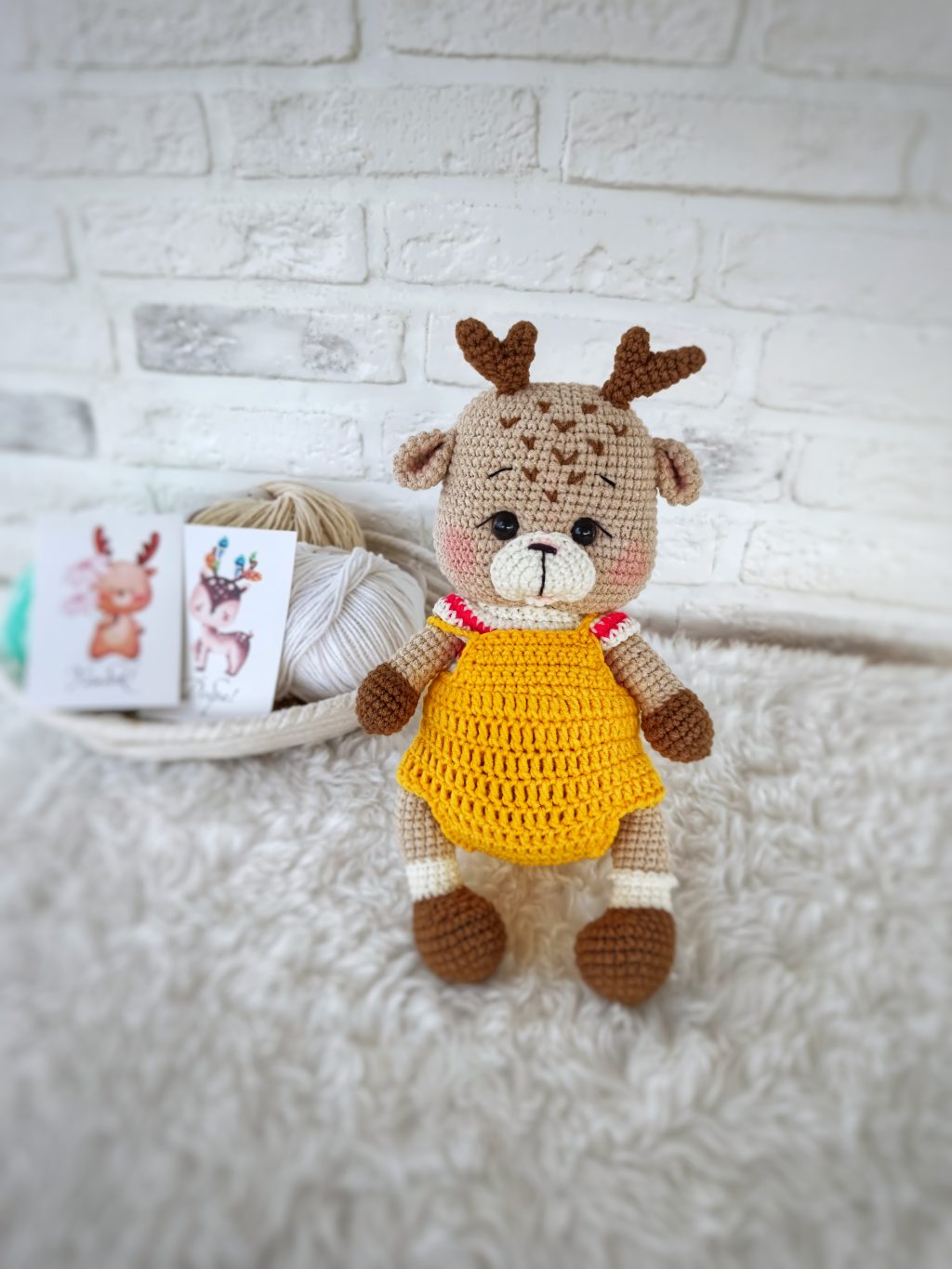 Игрушка в подарок вязаная ручной работы «Оленята»