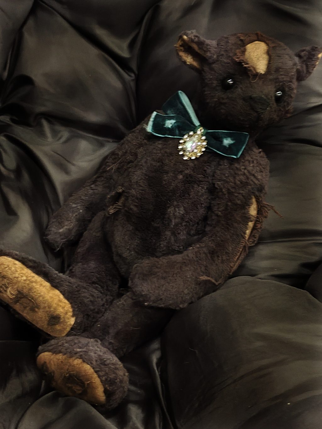 Винтажный плюшевый медведь