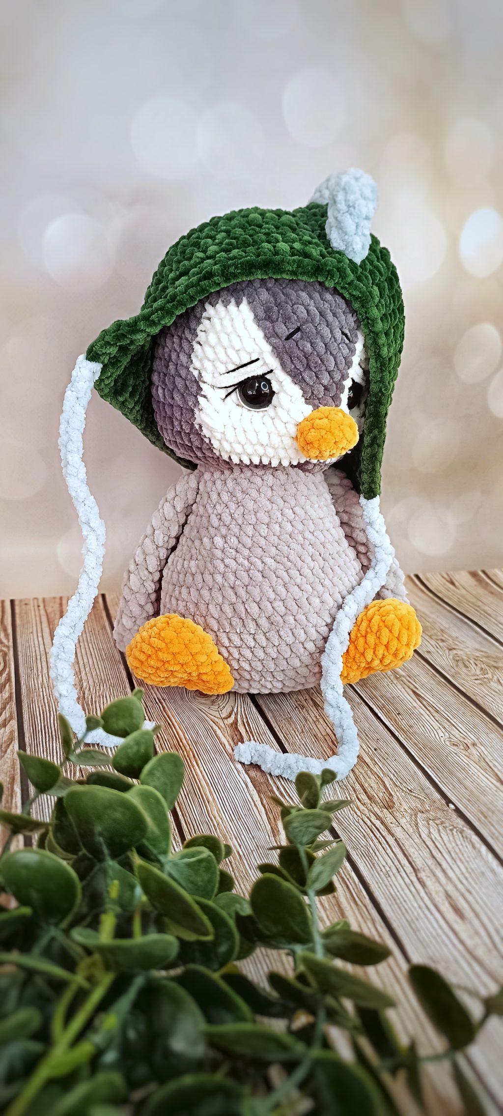 Игрушка плюшевая вязаная ручной работы «Пингвиненок»