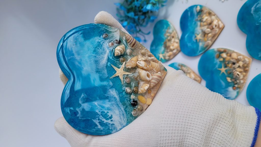 Магнит Сердце моря ручной работы