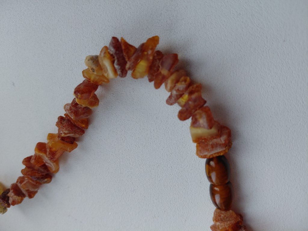 Бусы из янтаря