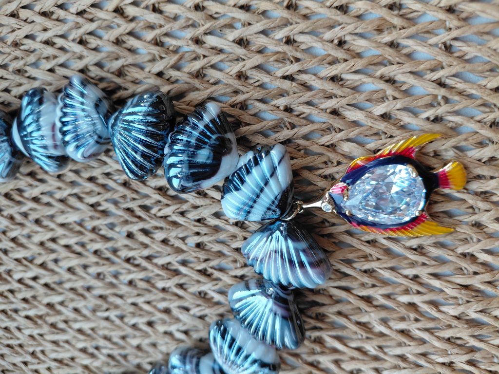 Чокер из ракушек «Морской бриз»