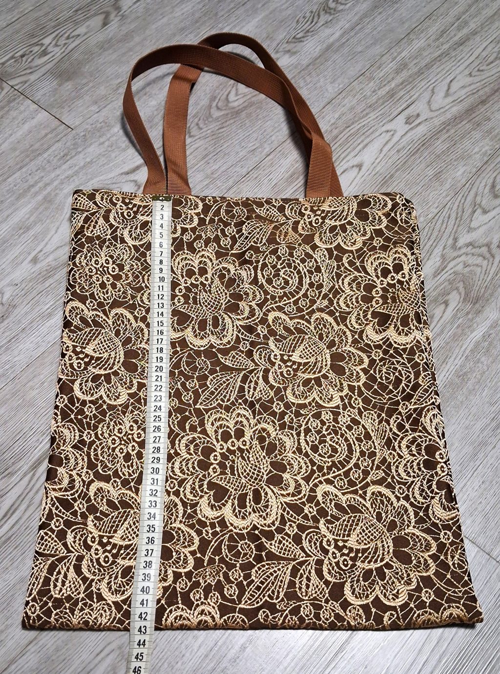 Сумка шоппер с имитацией вышивки коричневая