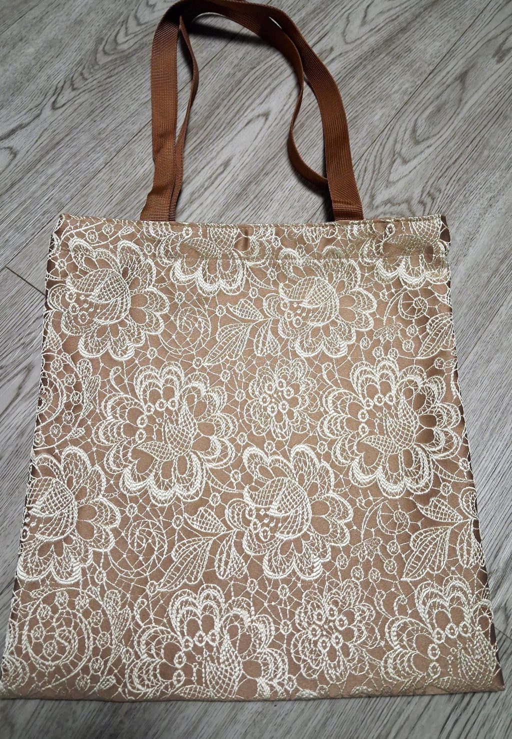 Сумка шоппер с имитацией вышивки кремовая