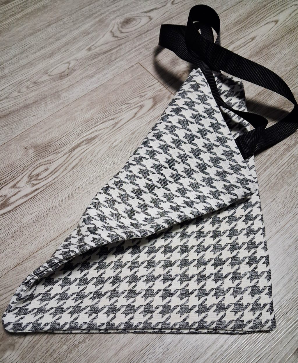 Сумка шоппер с узором труссарди. Графит.