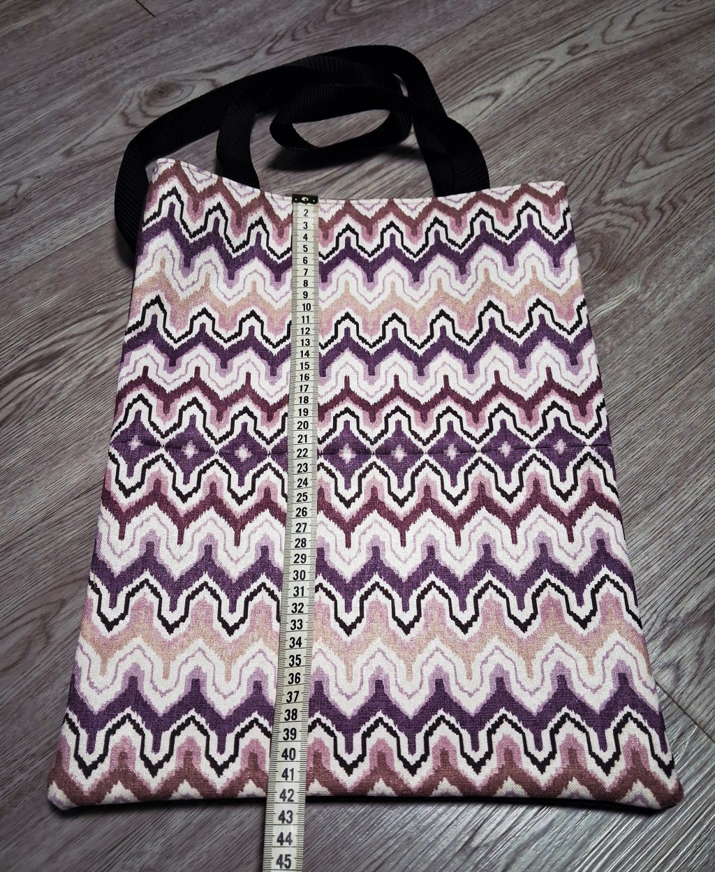 Сумка шоппер с геометрическим узором. Фиолетовая.