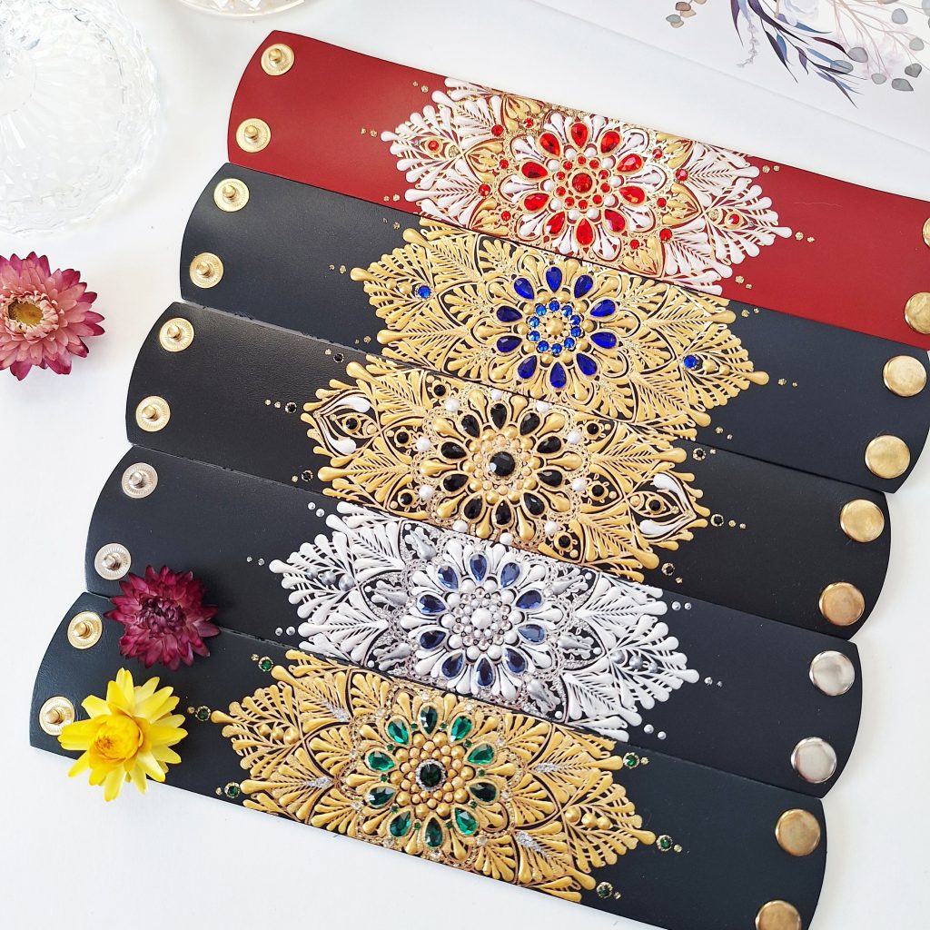 Браслет на запястье 19-20 см из натуральной кожи.