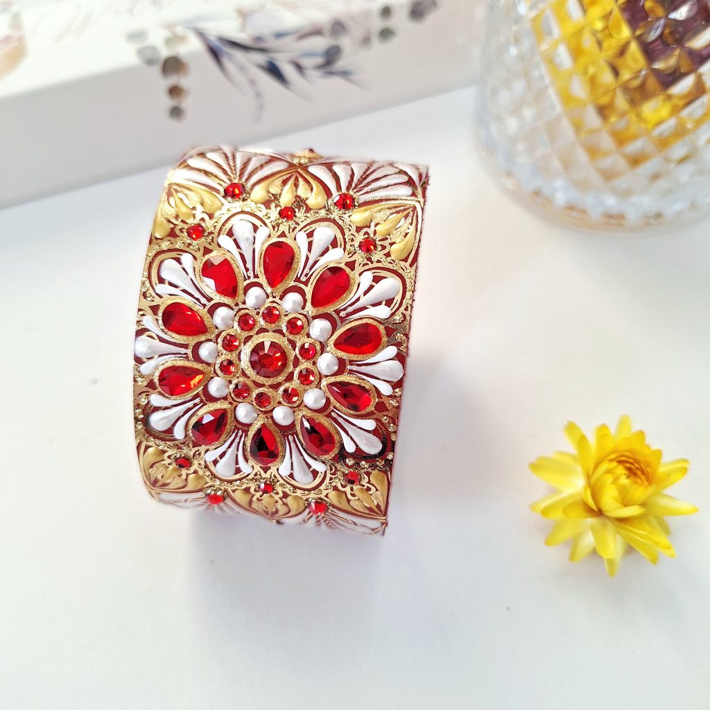 Браслет на запястье 19-20 см из натуральной кожи.