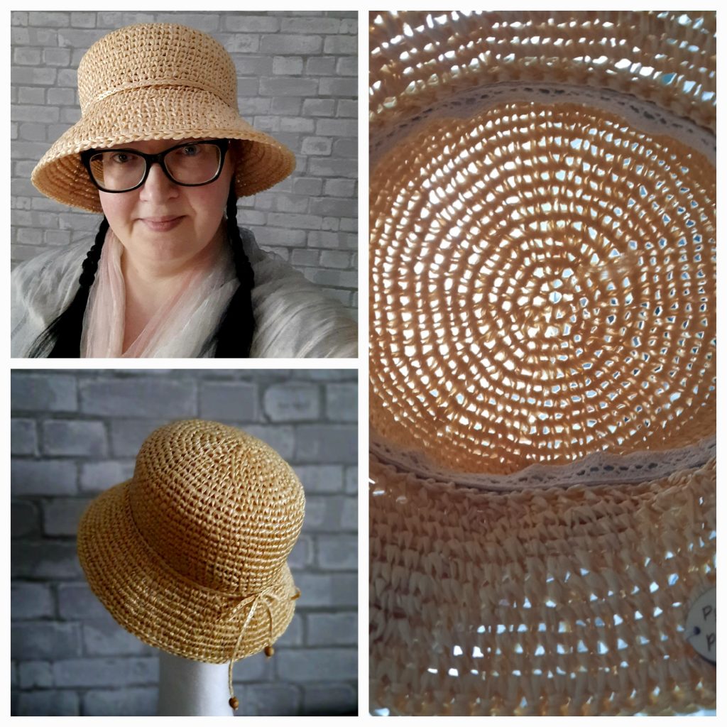 Шляпка из рафии с классической длинной полей