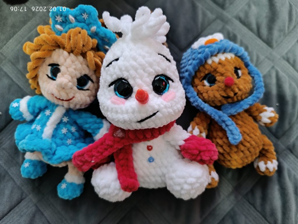 Вязаные игрушки ручной работы ассорти