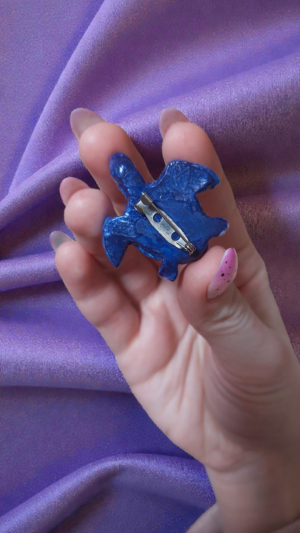 Черепашка синяя брошь