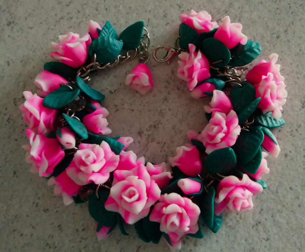 Браслет с розами из полимерной глины