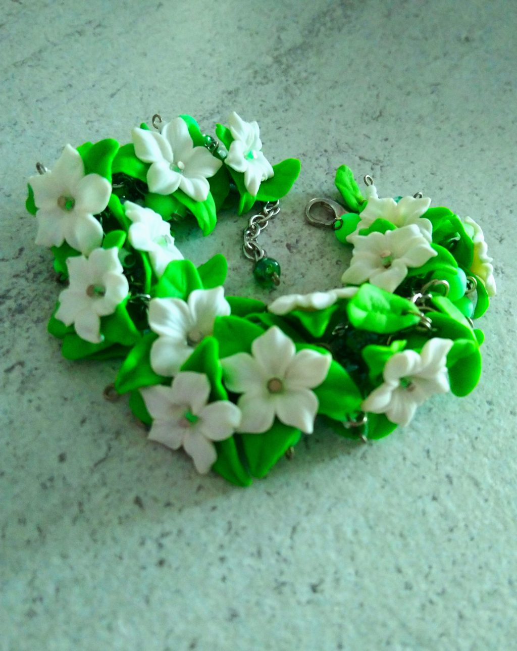 Браслет с летними цветами из полимерной глины