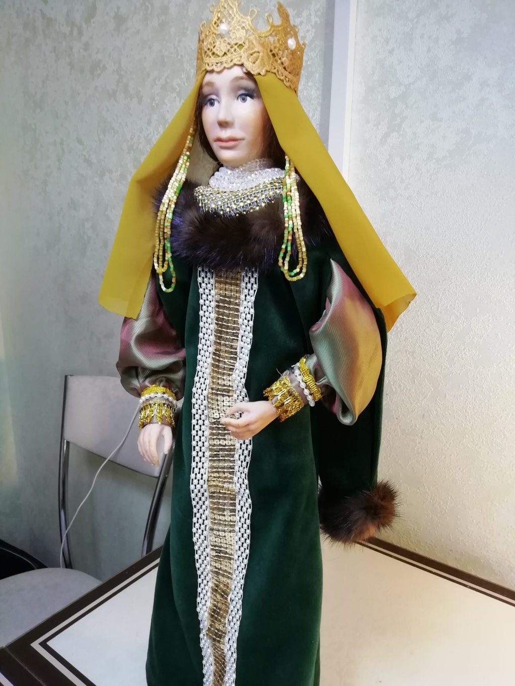 Кукла царица