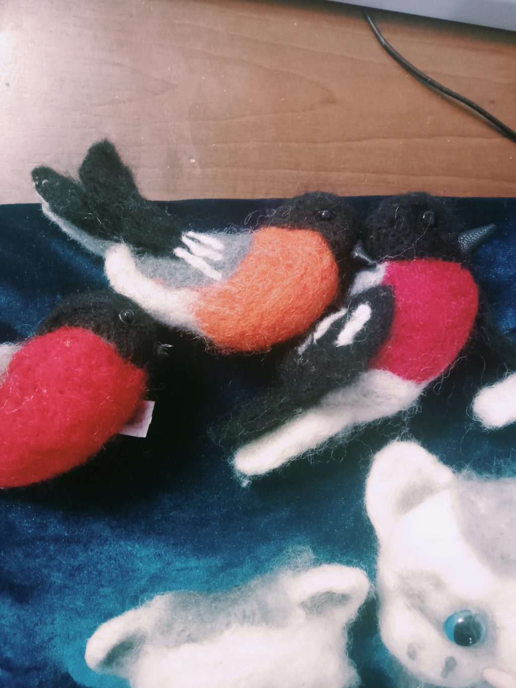 Брошь снегирь\брошь котик