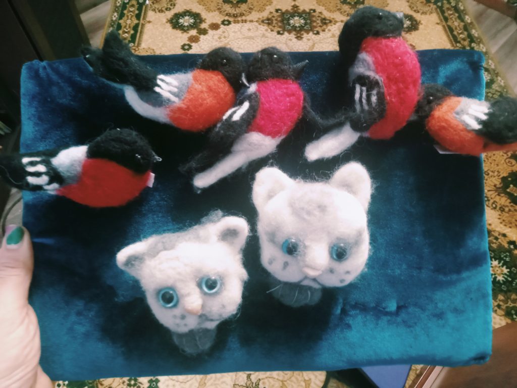 Брошь снегирь\брошь котик